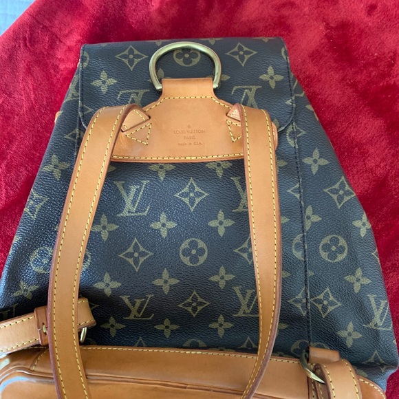 Authentic LV backpack - Picture 4 of 6